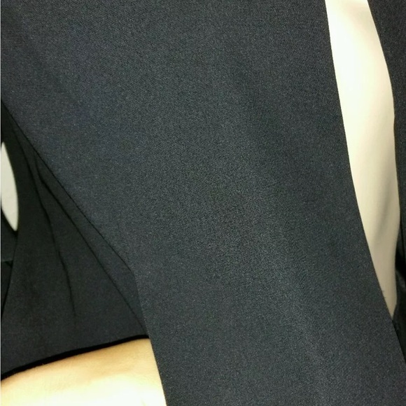 EILEEN FISHER 6P  BLACK TROPICAL SUITING WITH ECO POLY RNDNK STRGHT JKT  $358 - Picture 5 of 12